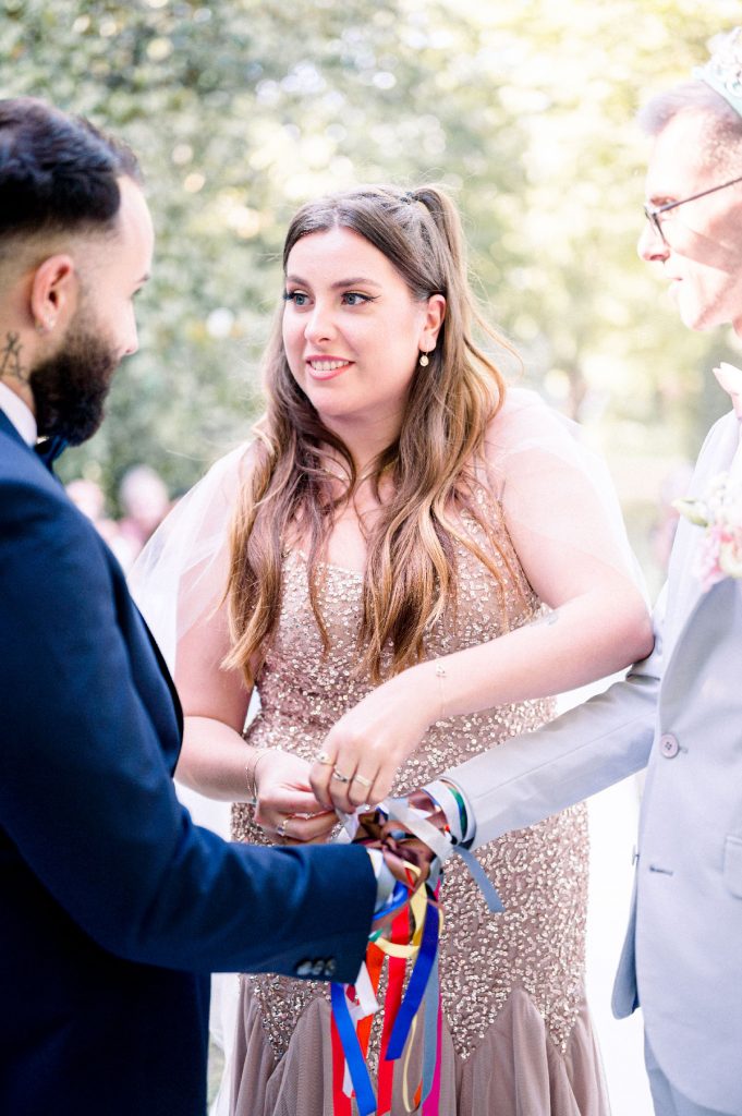 cérémonie laique couple gay rituel des rubans